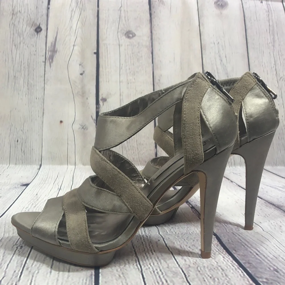 BCBG MaxAzria heels